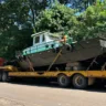 O equipamento, transportado por caminhão, foi entregue por volta 11h30, no Distrito de Santa Bárbara em São Valentim do Sul.