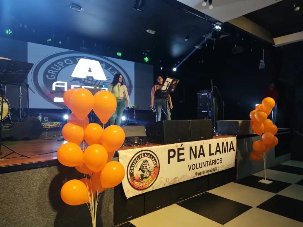 Grupo Pé na Lama celebra um ano de solidariedade com festa de confraternização