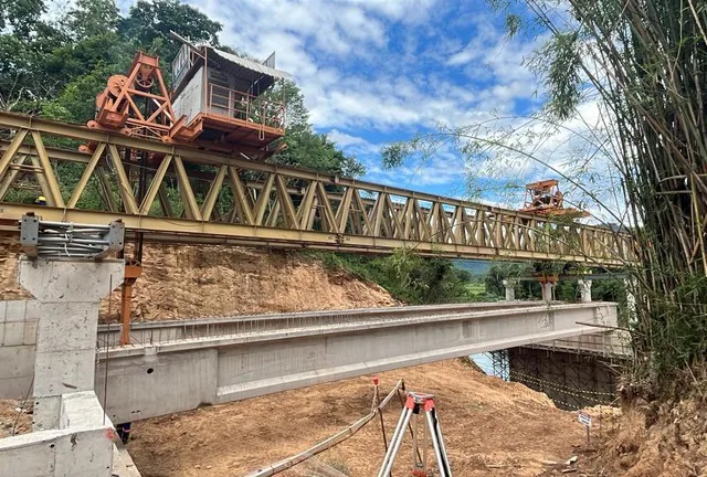 Construção da ponte definitiva na BR-116, entre Caxias do Sul e Nova Petrópolis, está em fase final