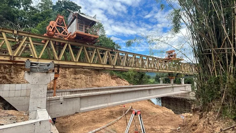 Construção da ponte definitiva na BR-116, entre Caxias do Sul e Nova Petrópolis, está em fase final