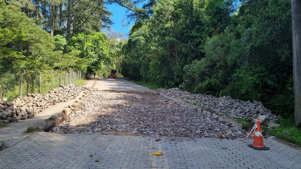 Em obras, Rua Atílio Andreazza ficará bloqueada até o fim de novembro em Caxias do Sul