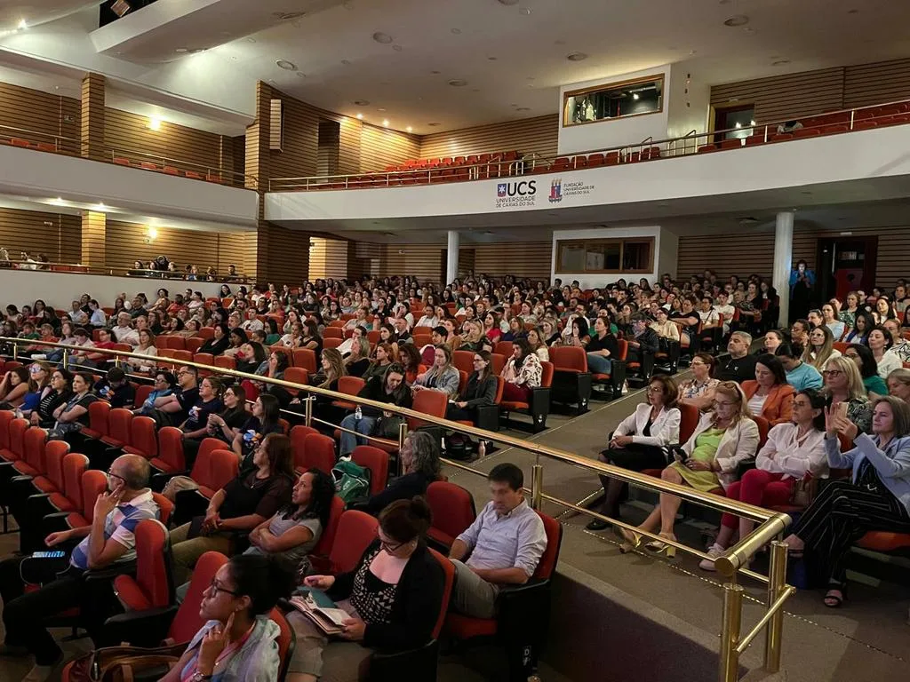 Promotores participaram de evento do Comdica, no Teatro da UCS