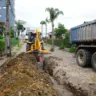 Obras de saneamento causam bloqueios no trânsito da zona urbana da cidade