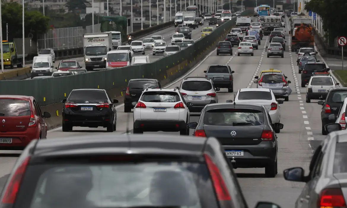 Aplicativo de caronas é proibido no Paraná