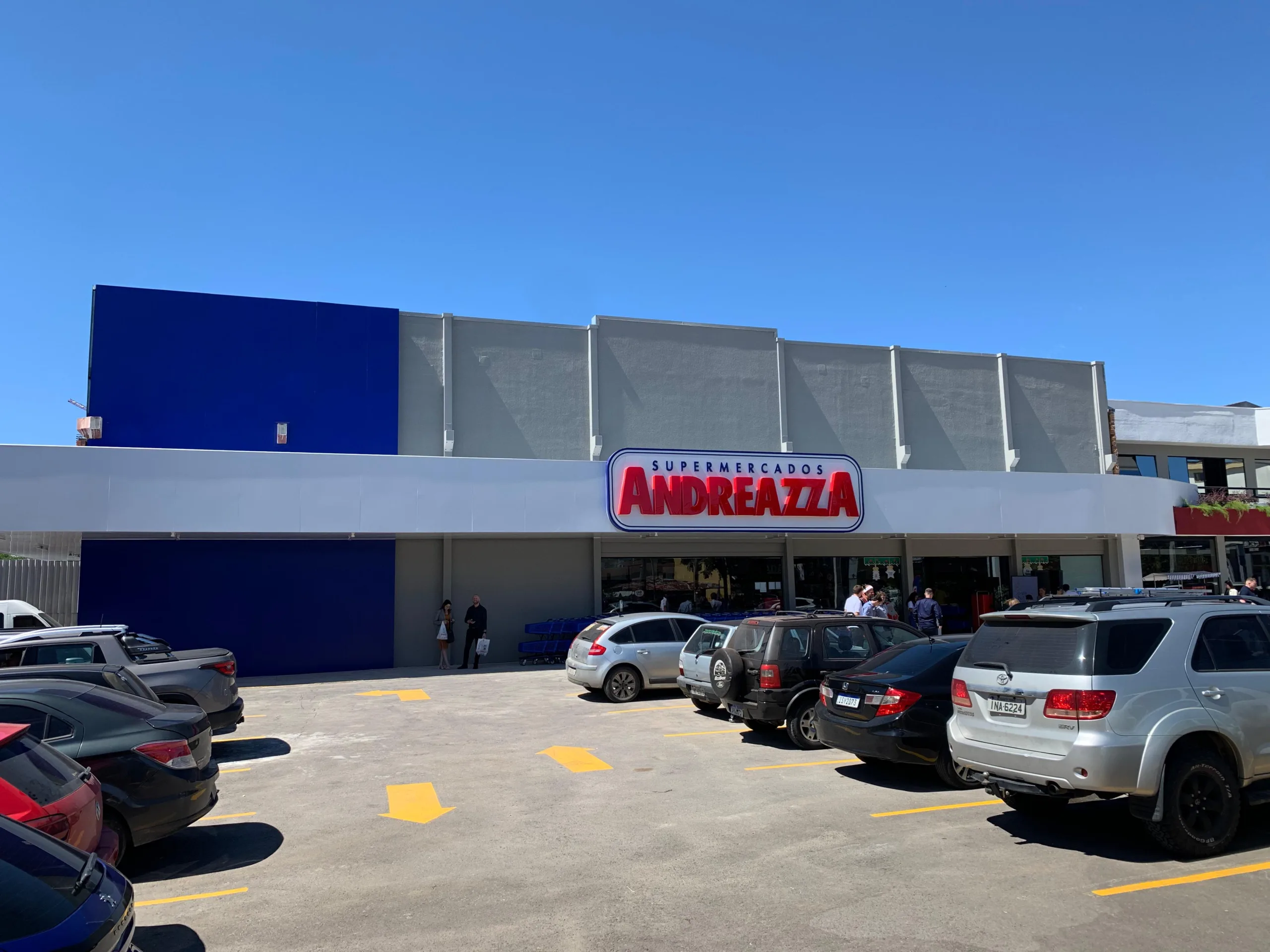 Supermercados Andreazza inaugura nova loja na Perimetral Norte, em Caxias do Sul