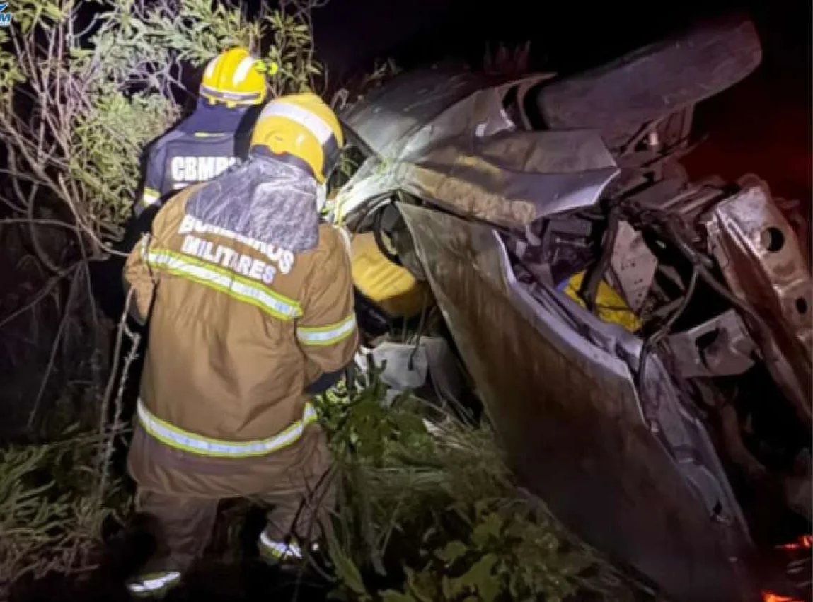 Motorista morre em acidente com capotamento na BR-470 em Lagoa Vermelha