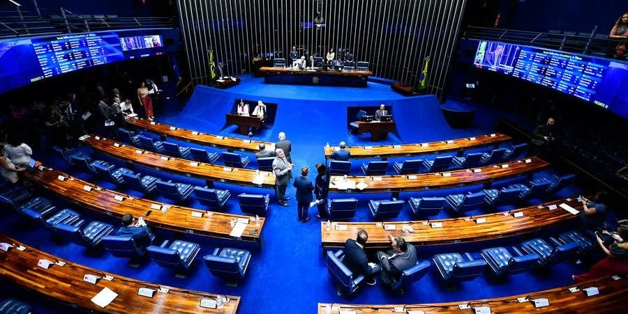 Senado aprova projeto que limita aumento real do salário mínimo