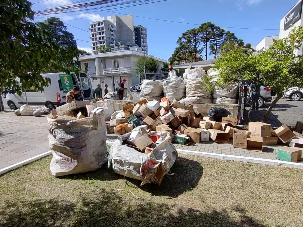 Ação para descarte correto de vidros ocorre neste sábado (7) em Farroupilha