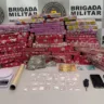 Além de drogas, os policiais apreenderam material utilizado para o tráfico