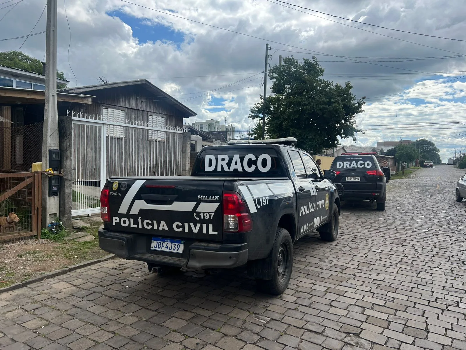 Polícia Civil prende quatro homens por tráfico de drogas no Parque Oásis, em Caxias do Sul