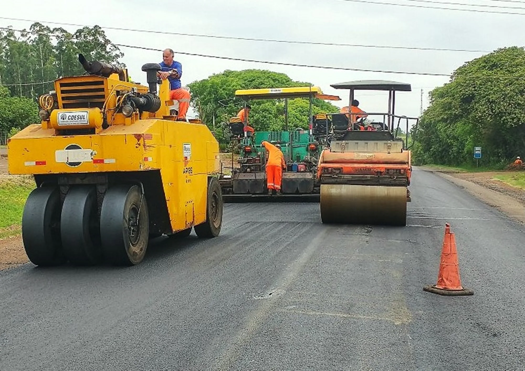 Estradas das duas regiões recebem repavimentação e construção de rotatória 