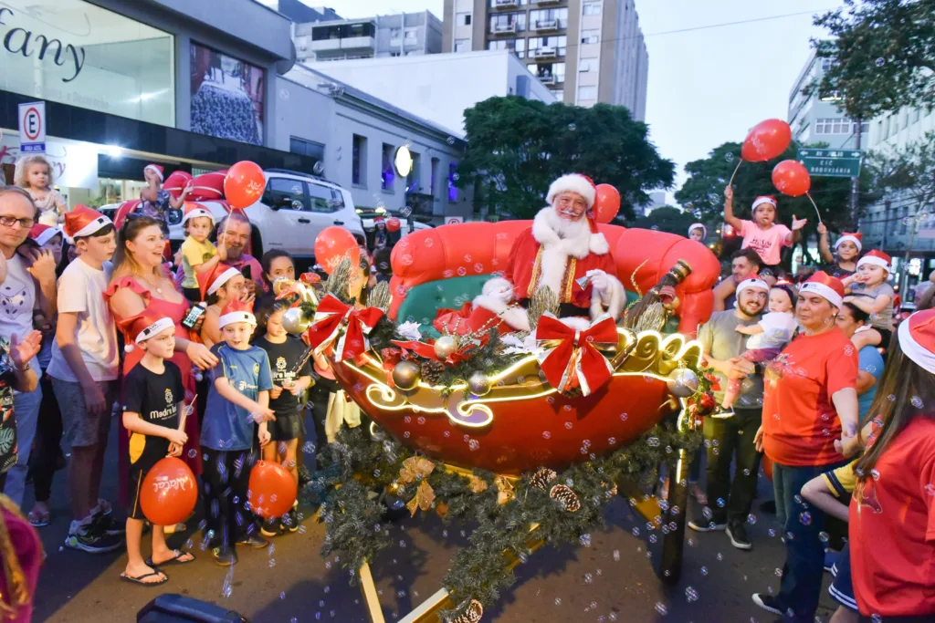 Chegada do Papai Noel é uma das atrações do evento | Foto: Alencar Turella/Divulgação Chegada do Papai Noel é uma das atrações do evento | Foto: Alencar Turella/Divulgação