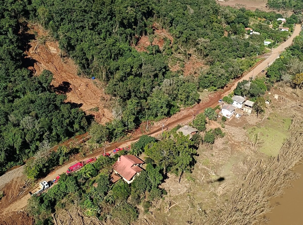 Recursos estão previstos para aplicação na recuperação de vias afetadas pelas chuvas ocorridas em maio deste ano.