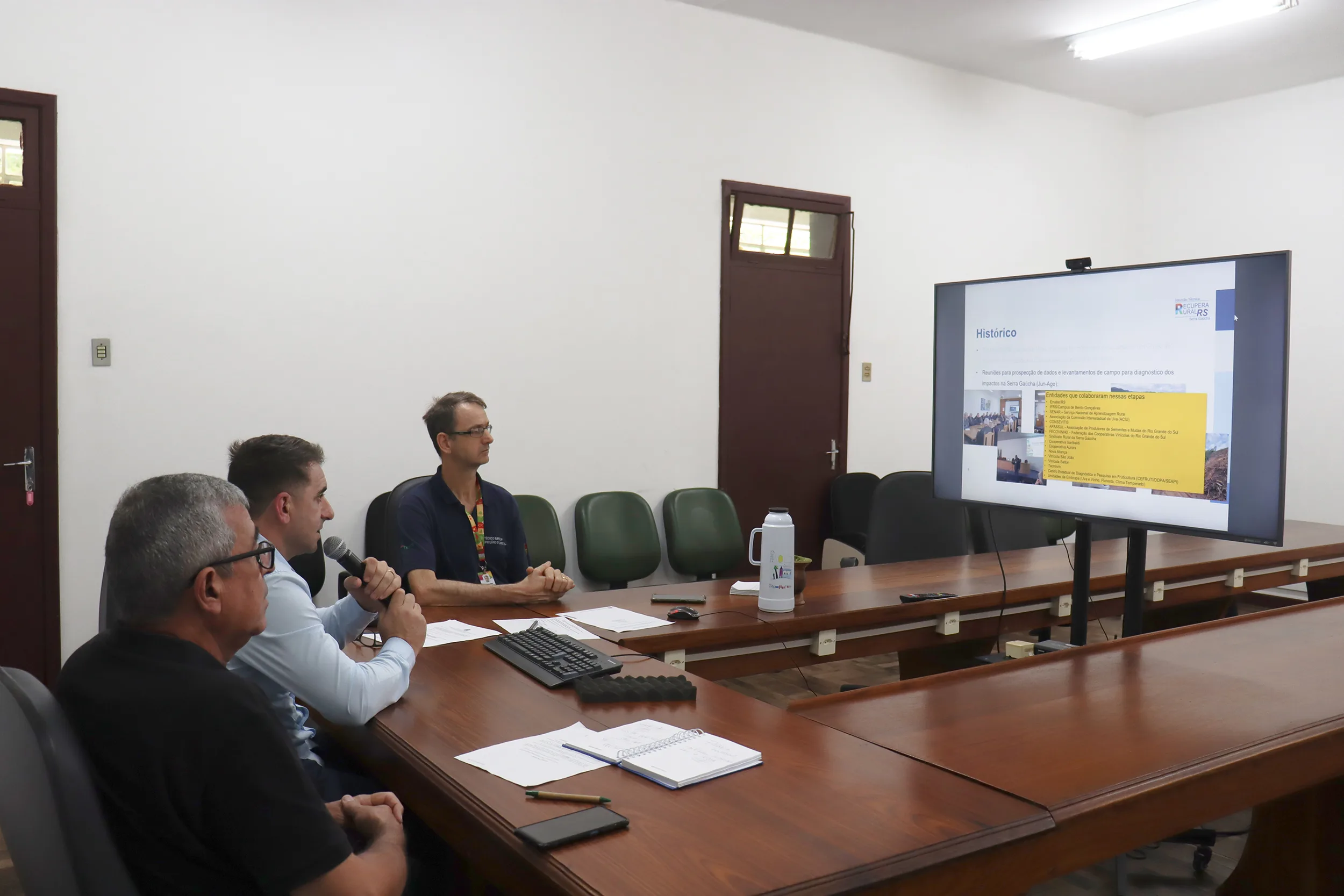 Câmara da Uva e do Vinho apresenta propostas para minimizar impactos de chuvas na Serra Gaúcha