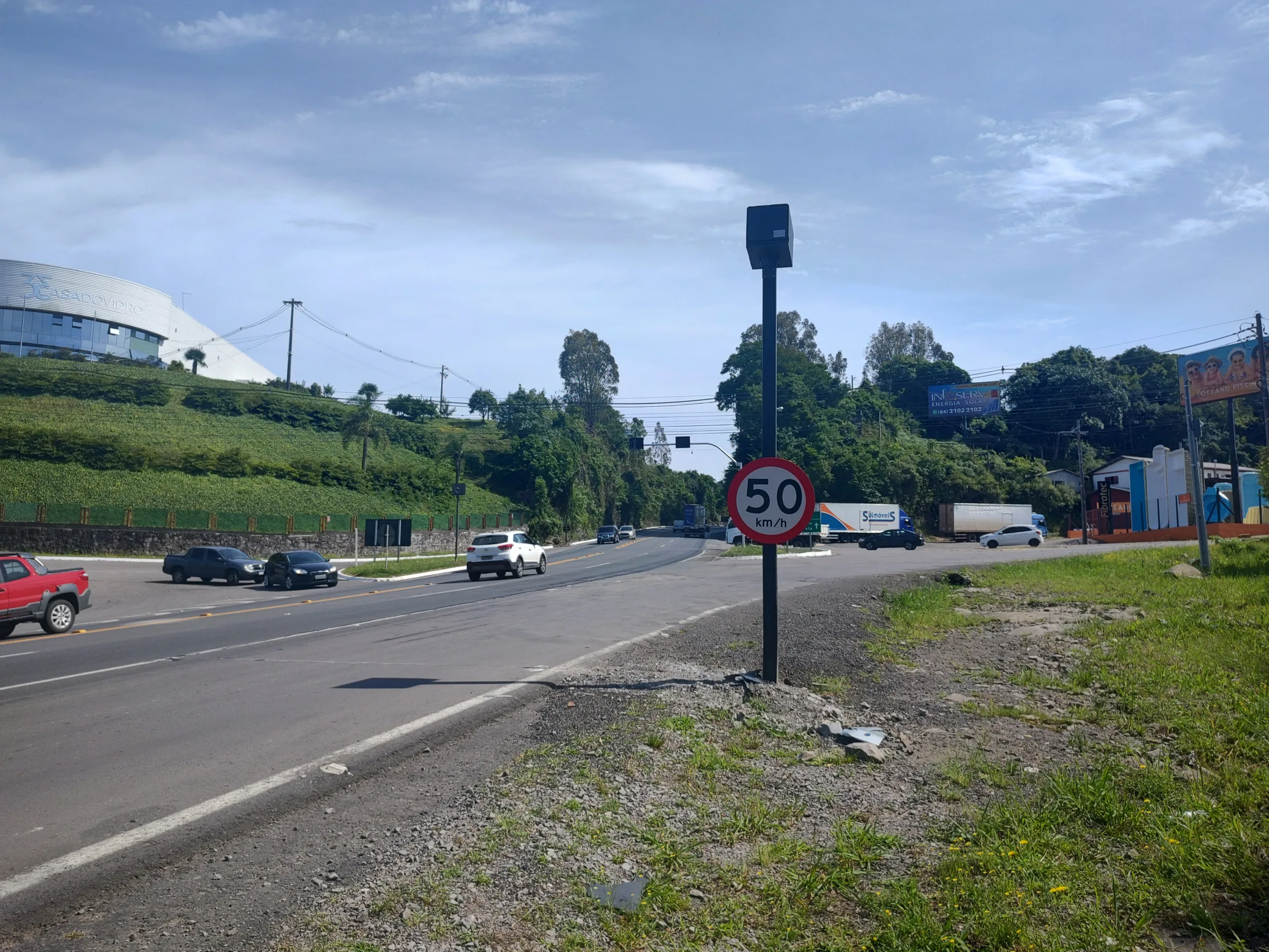 BR-470: DNIT instala novos controladores de velocidade na BR-470 em Bento Gonçalves