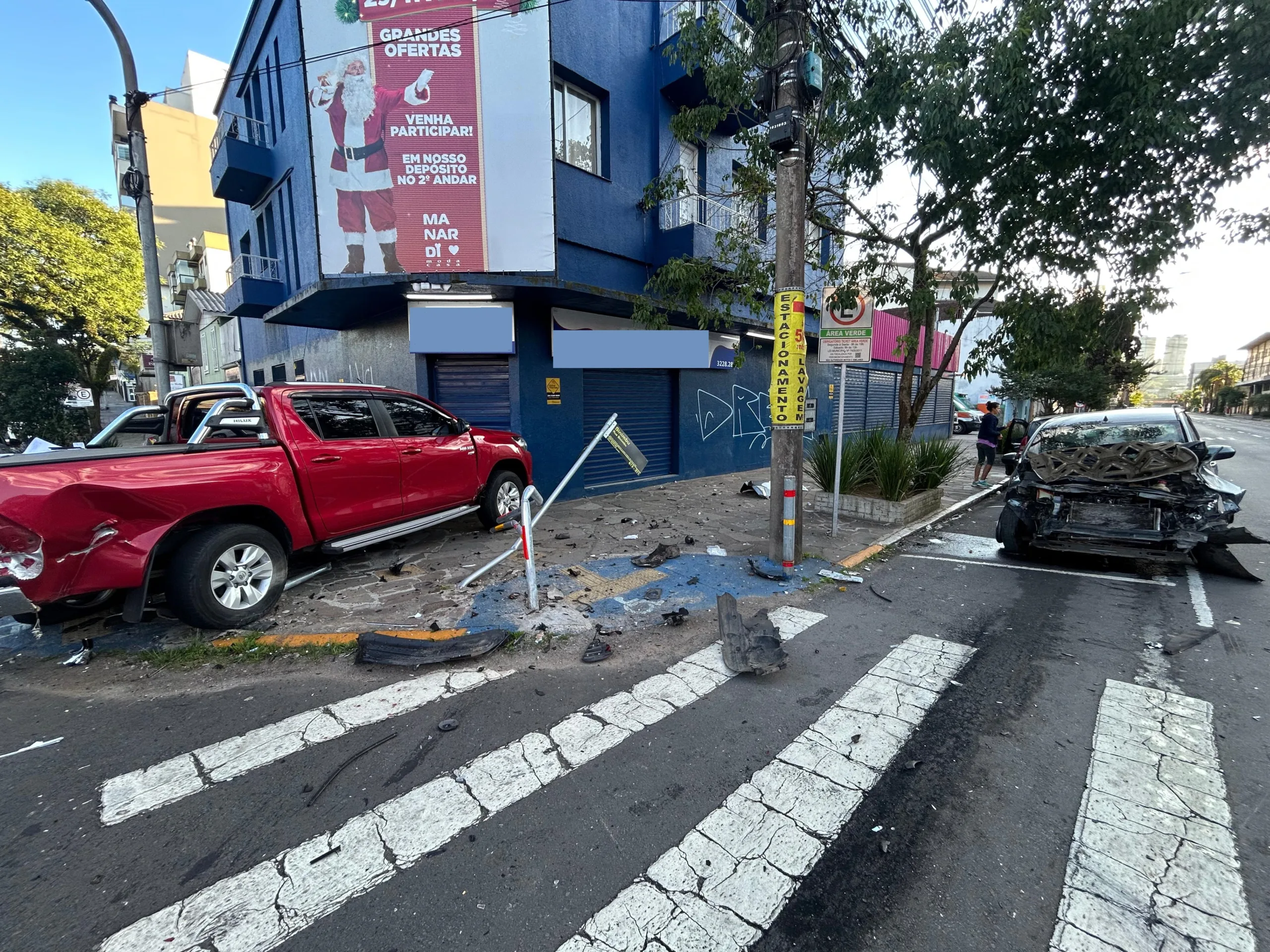 Acidente ocorreu na madrugada desta quinta-feira