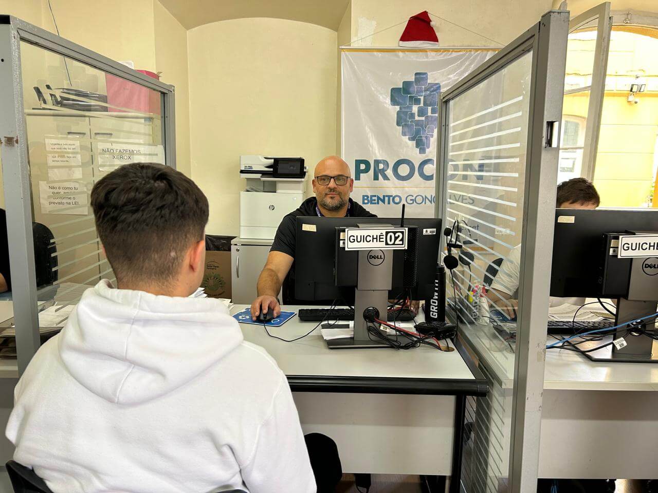 Coordenador do Procon-BG, Maciel Giovanella, faz alerta e orienta a população.