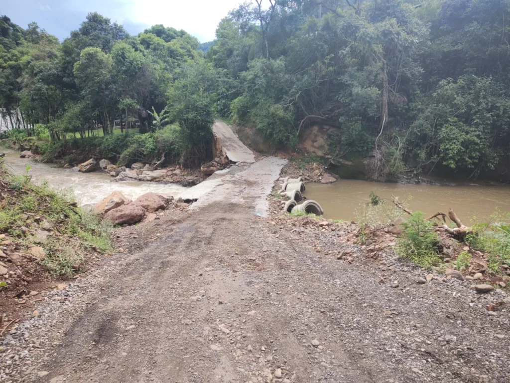 Ministério Público busca conciliação para construção de ponte no acesso ao Loteamento São Pedro, em Caxias do Sul