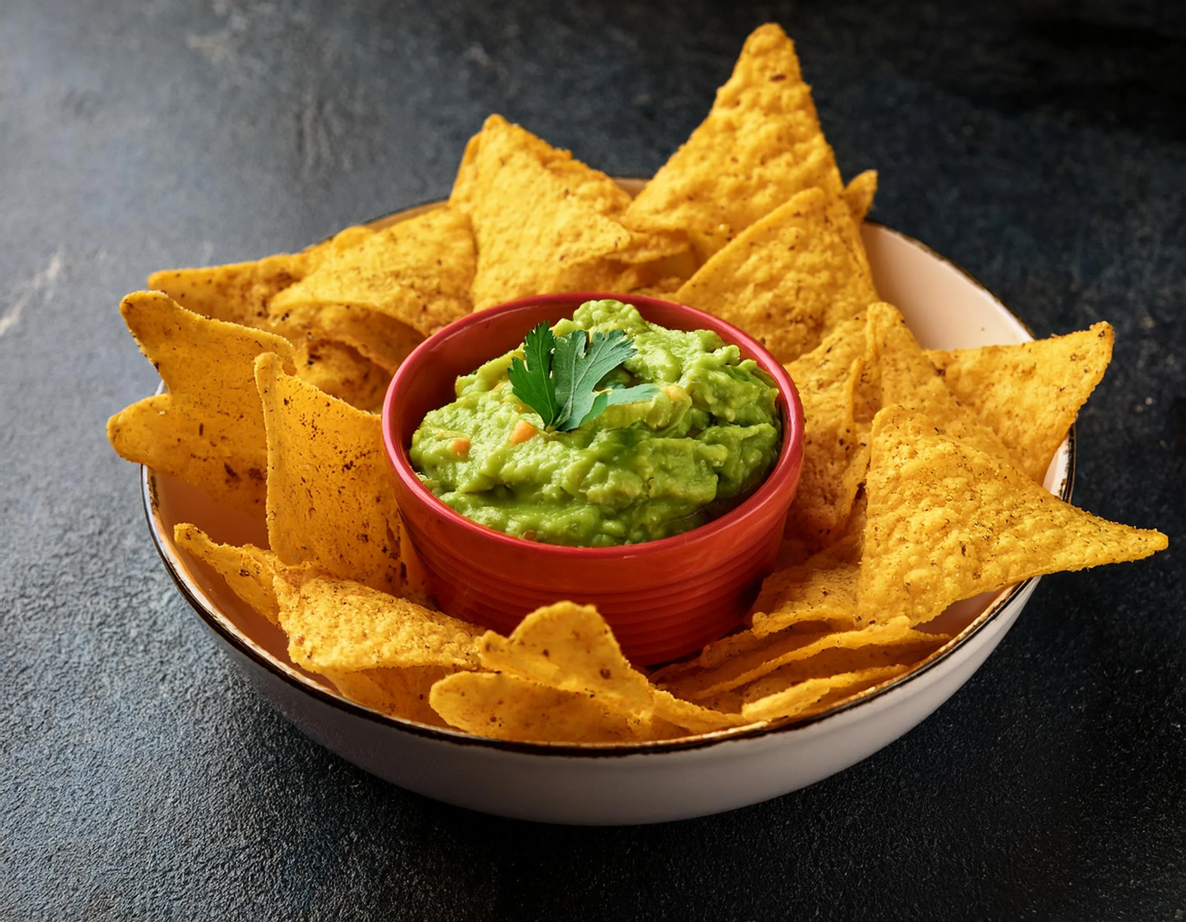 Guacamole com nachos