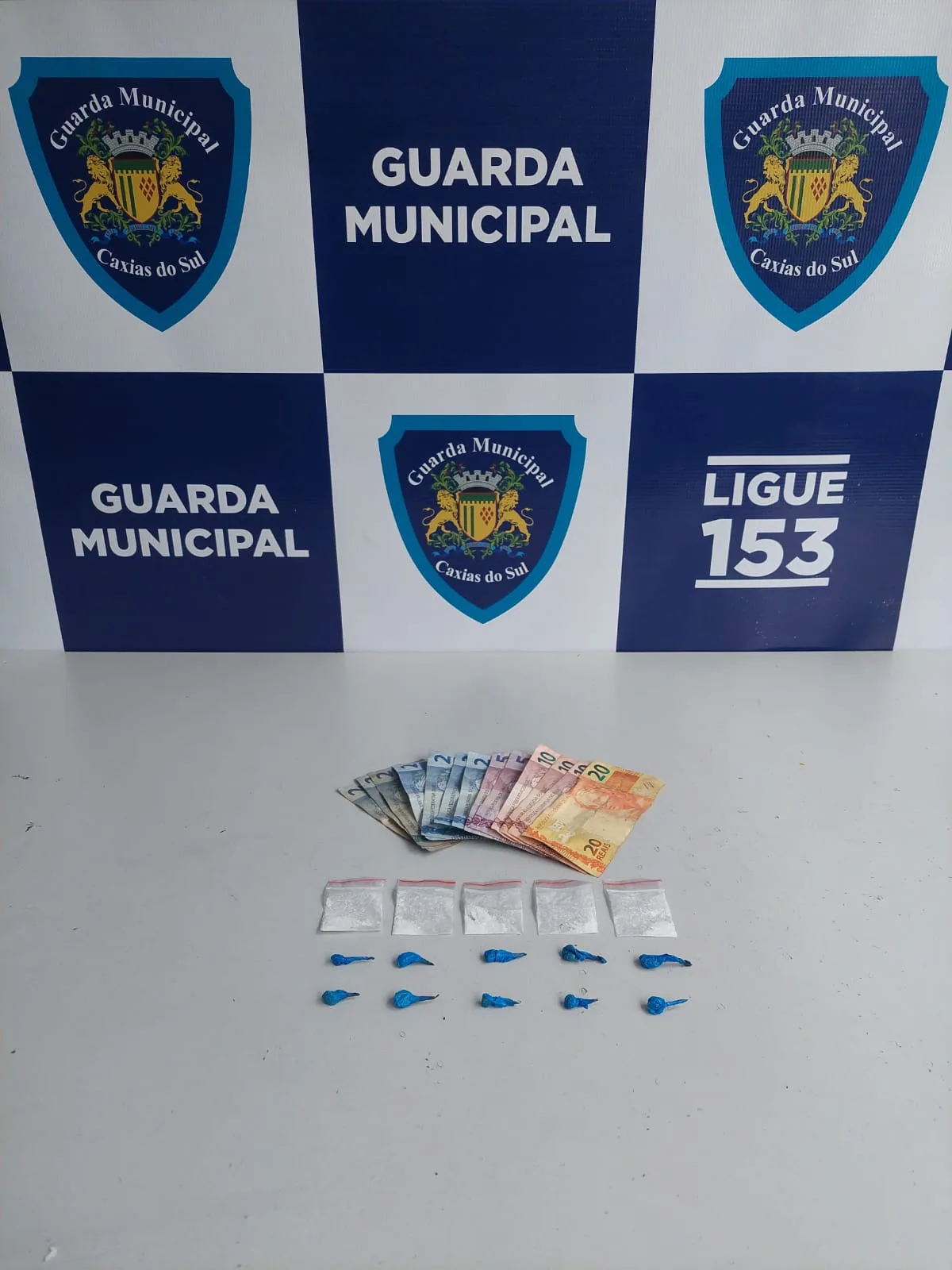 Guarda Municipal prende mulher por tráfico de drogas na Estação Ópera, em Caxias do Sul