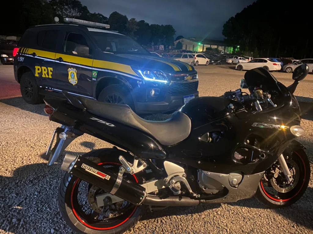 Motociclista é preso por embriaguez em Caxias do Sul | Foto: PRF/Divulgação