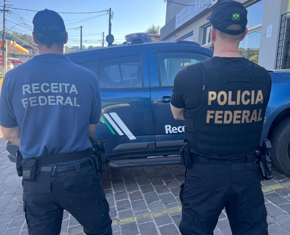 Polícia Federal prende casal por comércio de eletrônicos clandestinos em Serafina Corrêa