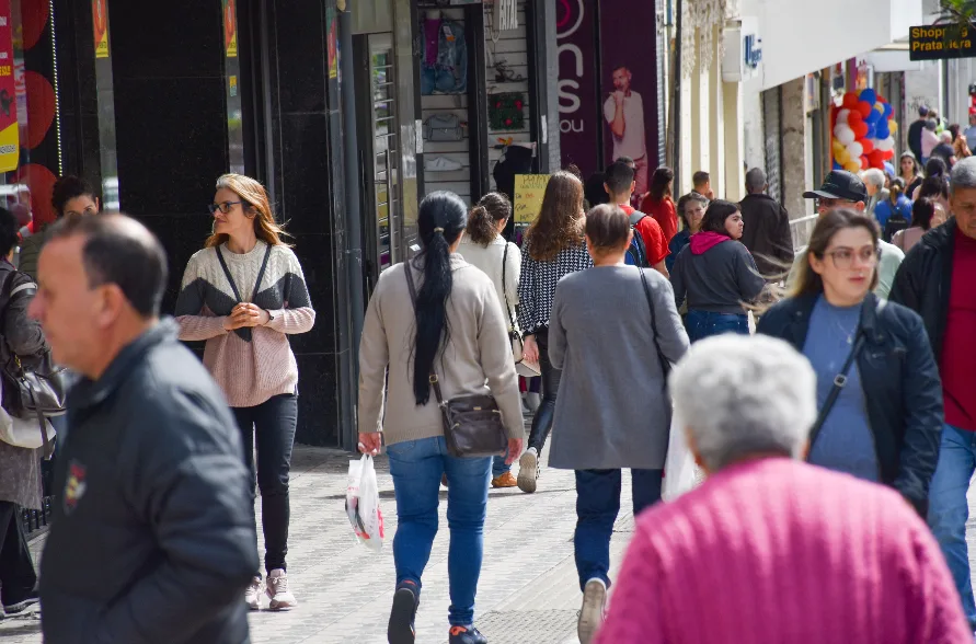 33,1% da população economicamente ativa de Caxias do Sul está com o nome negativado no SPC Brasil           