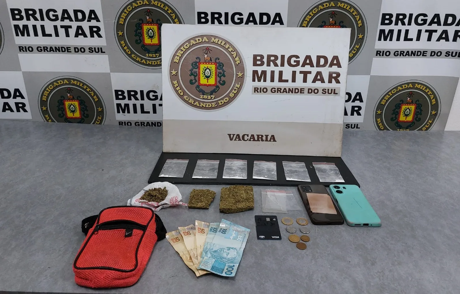 Mulher é presa com cocaína e maconha em Vacaria