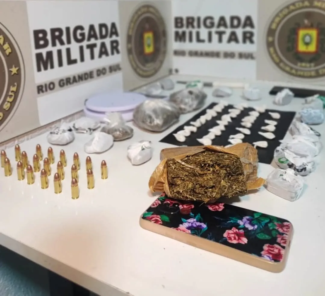 Mulher de 38 anos foi presa por tráfico de drogas em Serafina Corrêa.