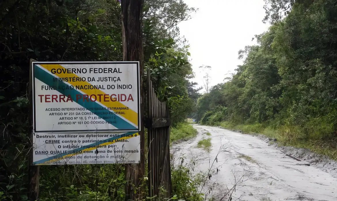 Medida visa proteger as terras demarcadas pelo governo federal