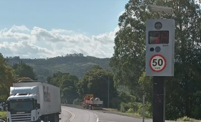 Novos radares na Serra Gaúcha e Vale do Caí começam a multar segunda-feira (10)