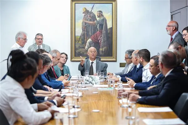 Reunião entre líderes definiu cronograma de votação (Foto: Lucas Kloss/ALRS)
