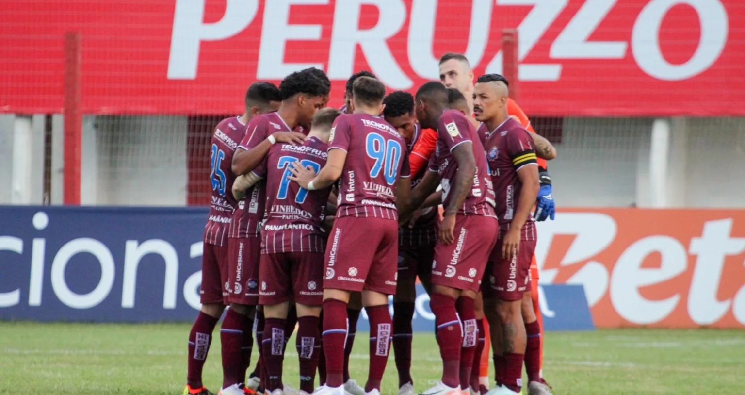 Caxias empata com Guarany em Bagé e encaminha classificação às semifinais do Gauchão Caxias empata com Guarany em Bagé e encaminha classificação às semifinais do Gauchão