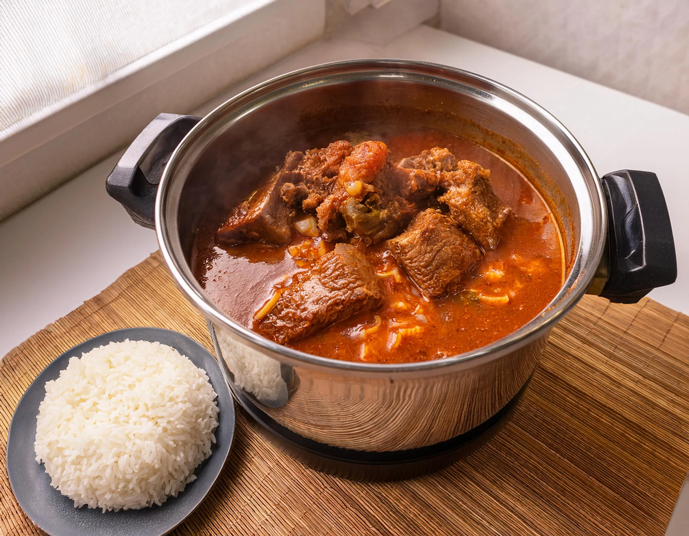 Costela de gado na panela de pressão