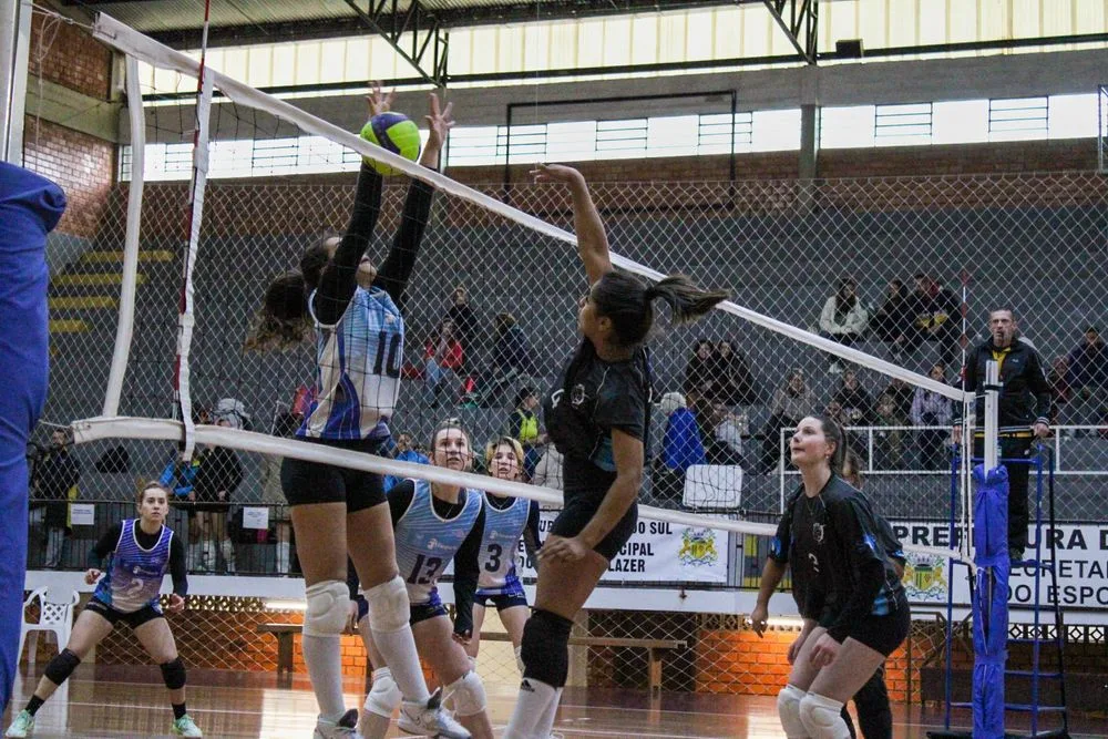 Jogos Abertos de Vôlei Feminino. Foto: Gisele Nozari/Divulgação.