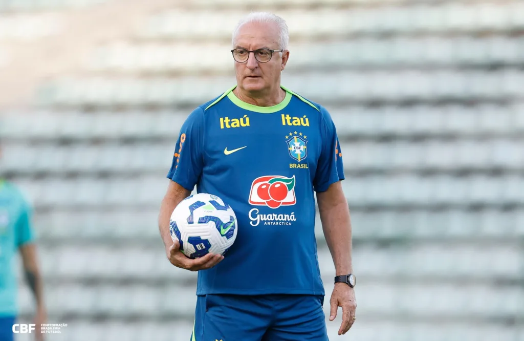 Treinador testou Savinho na vaga de Neymar. Foto: Rafael Ribeiro, CBF