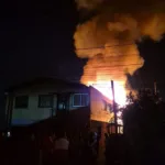 Incêndio atinge residência no bairro Cruzeiro, em Caxias do Sul