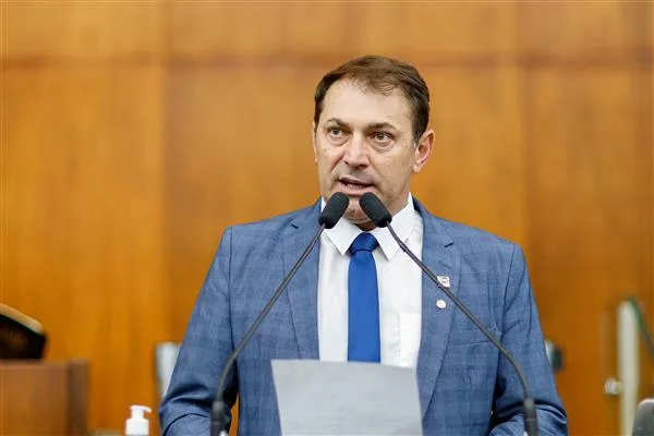 Com iniciativa do deputado Paparico Bacchi, a proposta teve o apoio de 18 parlamentares. (Foto: Raul Pereira)