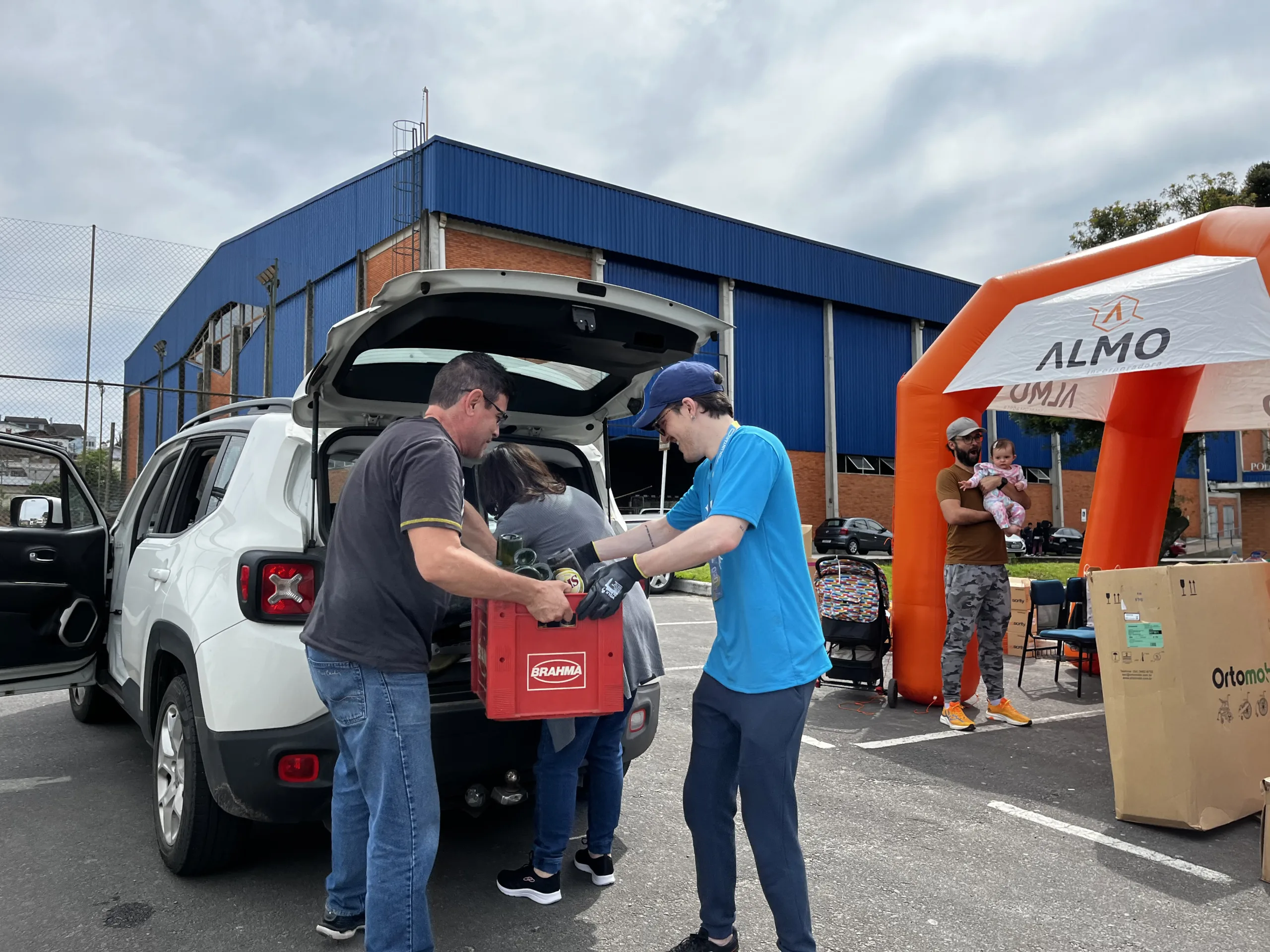 Caxias Lixo Zero realiza drive-thru para descarte de resíduos neste sábado (15), em Caxias do Sul