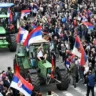 O país vem enfrentando, há vários meses, manifestações anticorrupção, após o desabamento da cobertura de uma estação de trem. (Foto: Reprodução/Youtube)