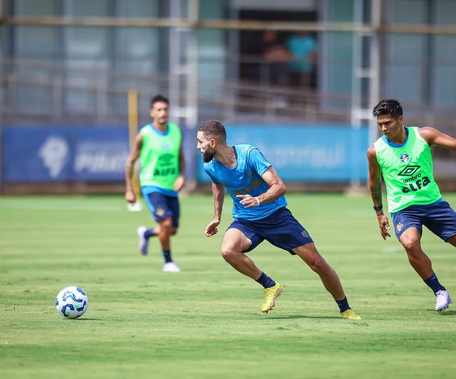 Técnico tem repetido escalação nos treinamentos. Foto: Lucas Uebel, Grêmio FBPA