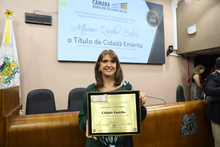 Maurien Helena Randon Barbosa recebe título de Cidadã Emérita de Caxias do Sul