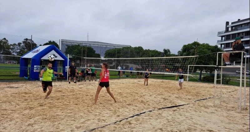 Prefeitura de Garibaldi abriu inscrições para o Campeonato Municipal de Futevôlei e Vôlei de Areia.