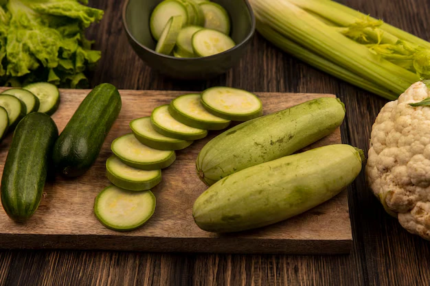 O que o pepino faz pelo seu corpo e por que ele hidrata tanto