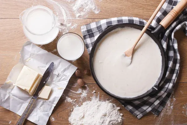 3 erros que podem estragar seu molho branco e como corrigir