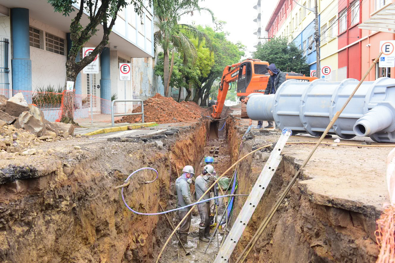 Implantações de redes de esgoto e de água entre os dias 22 e 25. Foto: Reprodução Site Samae.