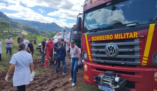 Acidente com ônibus de estudantes deixa mortos e feridos em Imigrante, no Vale do Taquari. Foto: Reprodução Portal Rádio Integração.