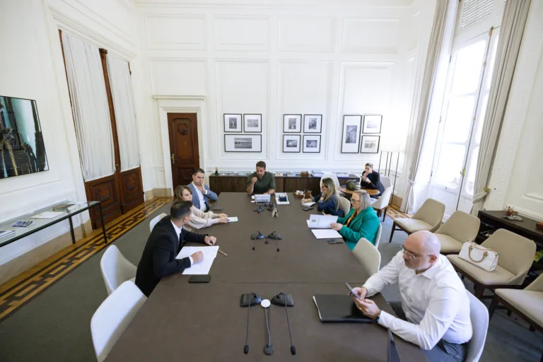 Reunião com secretários sobre ações de enfrentamento à violência contra a mulher