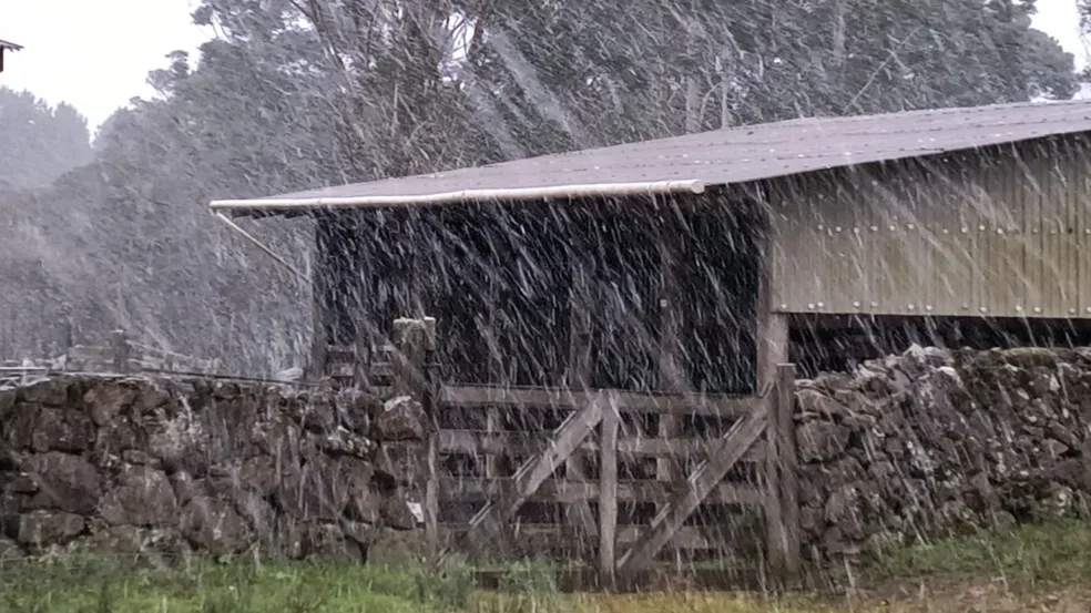 NEVE SÃO JOSÉ DOS AUSENTES