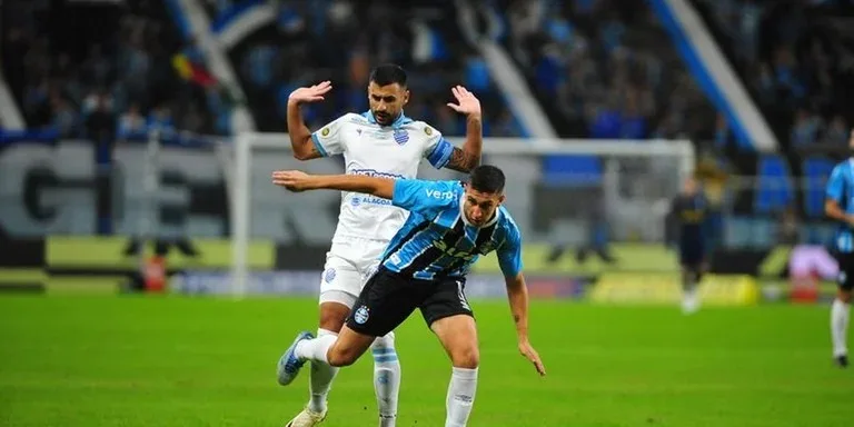 Grêmio só empata com o CSA na Arena e está eliminado da Copa do Brasil